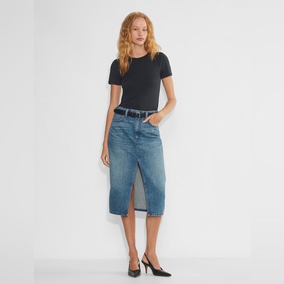 Aritzia Dresses & Skirts - THE '90s HALLE DENIM SKIRT